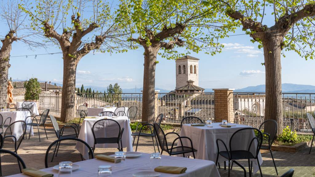 Hotel-Giotto-Assisi-Wedding-Terrazza-Tigli-3 Hotel-Giotto-Assisi-Wedding-Terrazza-Tigli-3