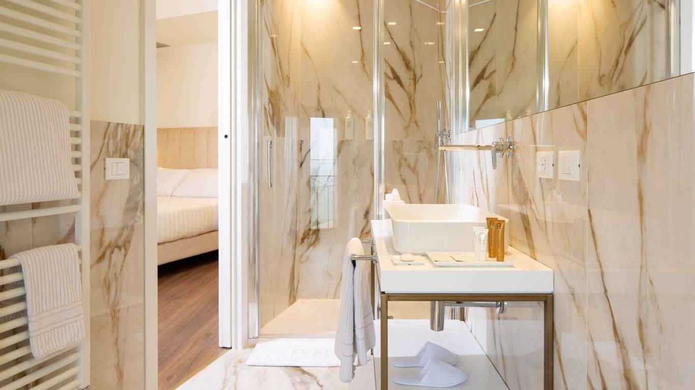 Hotel-Giotto-Assisi-Foto-Junior-Suite-Annesso-Scale-Bagno-Attiko-Junior-Suite-601-4-orizzontale Hotel-Giotto-Assisi-Foto-Junior-Suite-Annesso-Scale-Bagno-Attiko-Junior-Suite-601-4-orizzontale