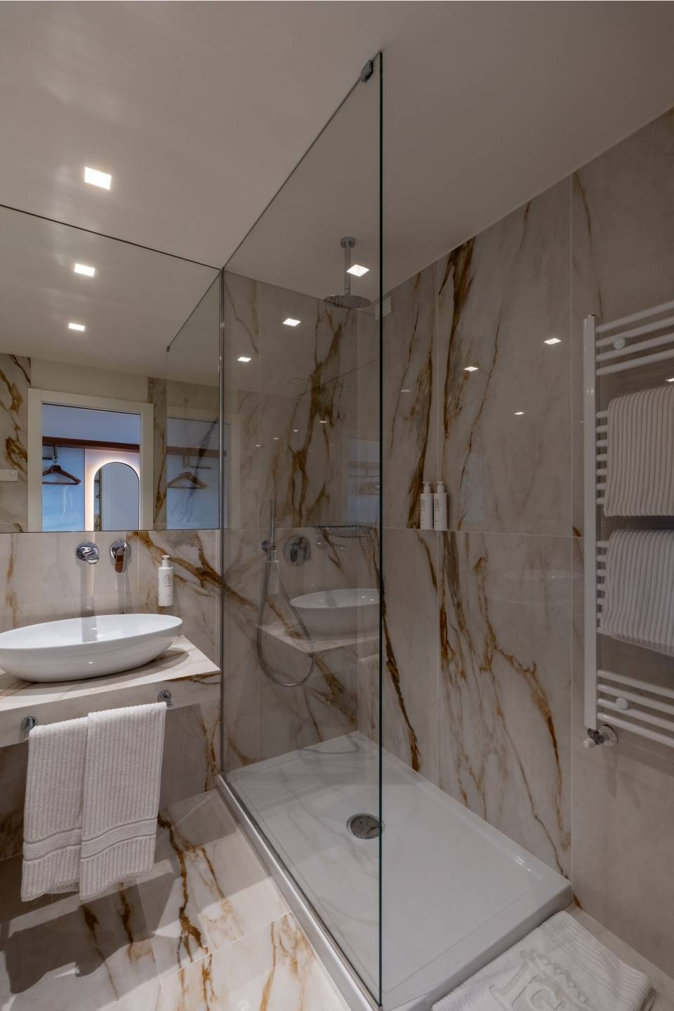 Hotel-Giotto-Assisi-Foto-Standard-Vista-Annesso-verticale-2