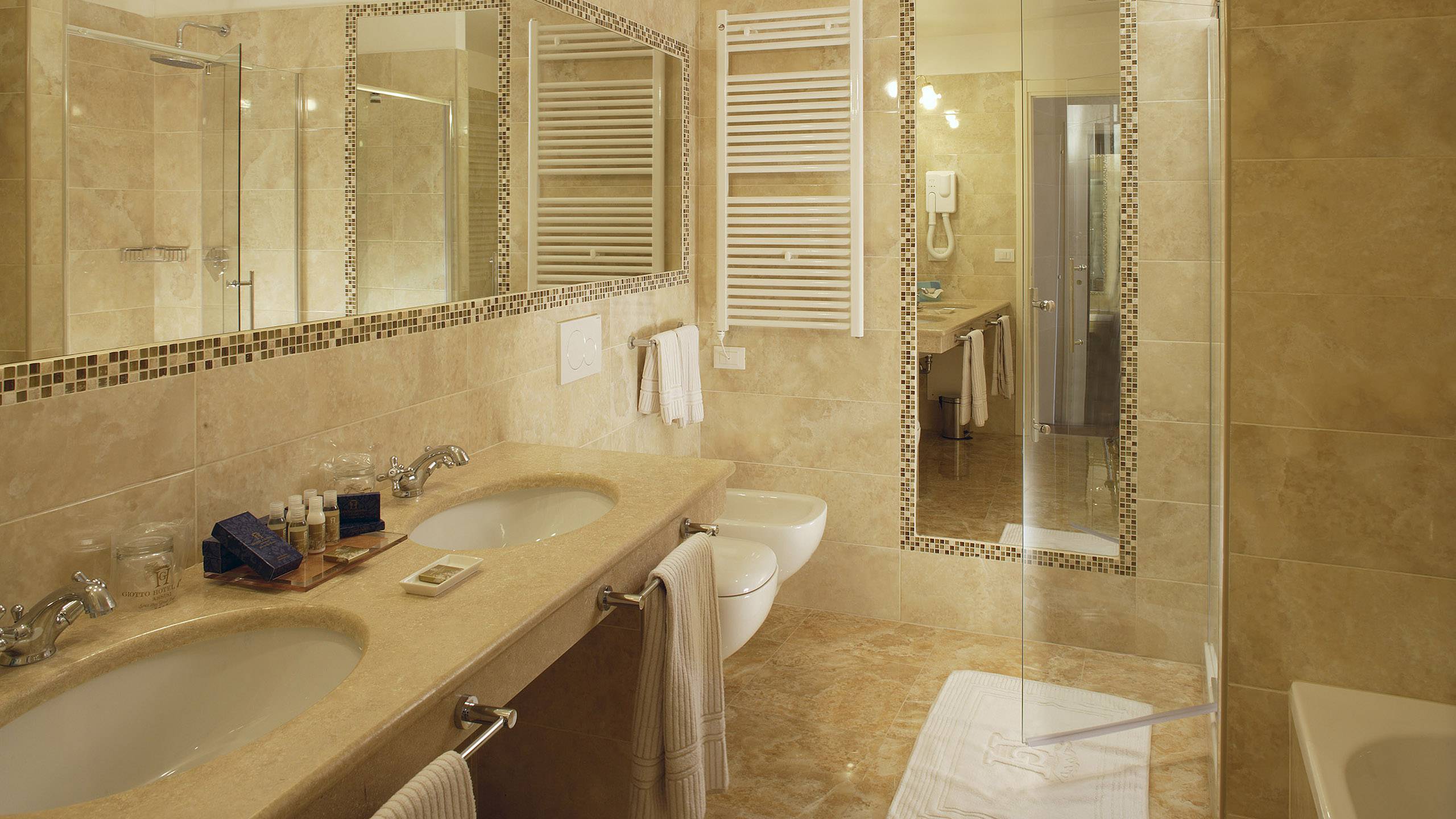 Hotel-Giotto-Assisi-camere-Bagno-02